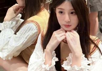 观看瓜时的尴尬沉默，166fun的评论区也是个“奇观”。