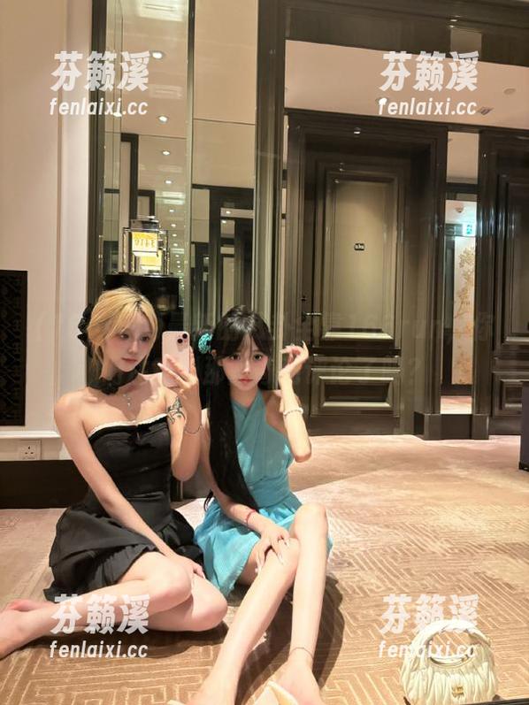166run 最新的八卦全靠166run,你们注意到那些奇葩评论了吗?