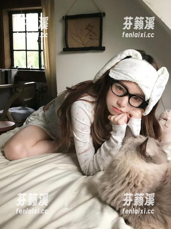 17黑料 17黑料官网网页版不粘人,却让人欲罢不能,真有意思!