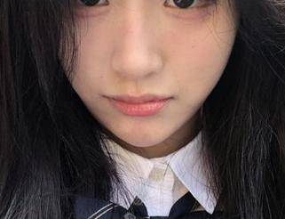 我在hlwbetios上解锁了吃瓜新姿势，惊了！花样百出！」