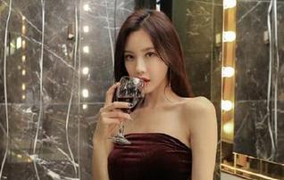 一条来自zztt333的发布，让我不禁想：这瓜怎么如此酸？