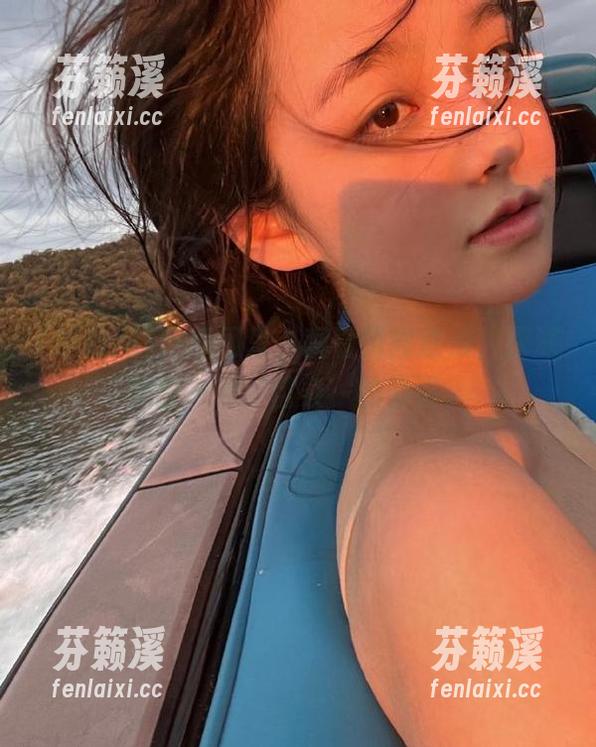 吃瓜网 吃瓜网里,观看朝霞逐浪,深深觉出一股‘苗条’的吸引。