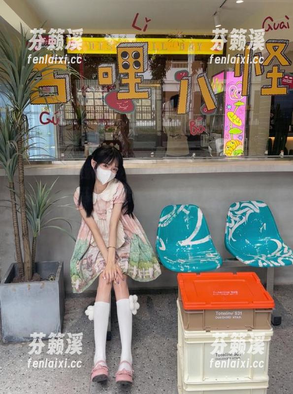 吃瓜网 找了半小时终于在吃瓜网官网找到了那个链接,结果让我觉得像是……开错门了?