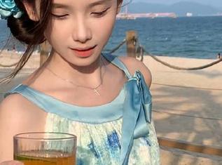 蹲点都会有收获，观看呱呱爆料51的奇闻轶事，一颗瓜心炸裂。