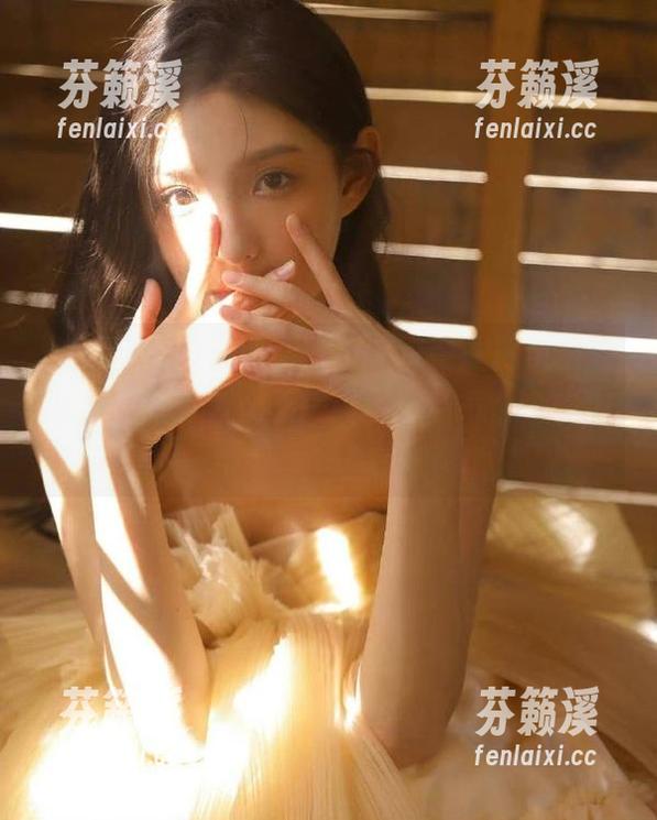 “我要吃瓜”官网在网页更新时果然默默传递着一股霸道的气息…你们感受到吗？