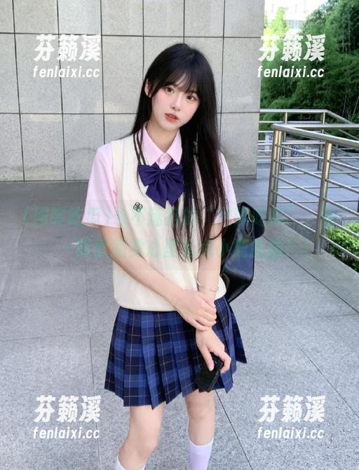 网曝吃瓜 永不迷路的“网曝吃瓜”,看一眼就感觉心里有点小鹿乱撞!