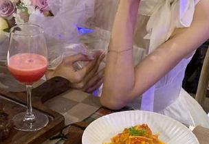 黑料不打烊tttzzz万篇长征在线，直达你的快乐四维世界！