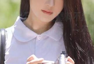万篇长征黑料不打烊苹果版：每次尝试都像在搭积木，一不小心就崩了，心累。