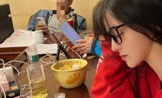 听说下载黑料不打烊，会让我的手机充满戏剧感！