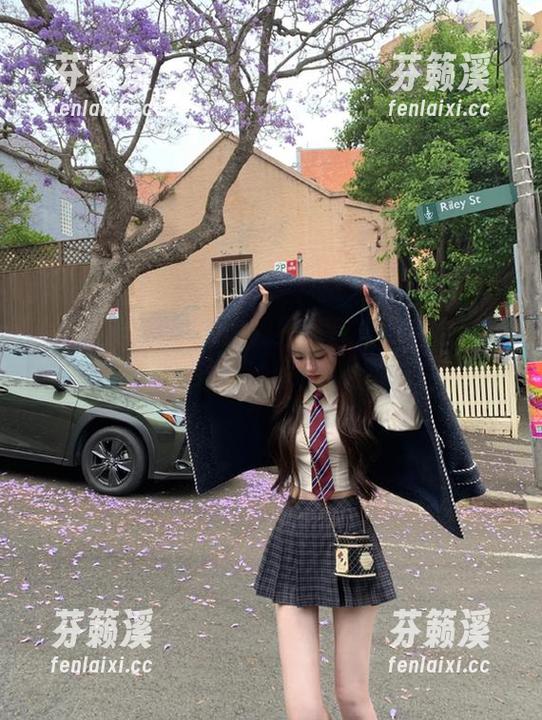黑料吃瓜网 离谱视频盘点,黑料吃瓜网在线,让你一边吃瓜一边心累!