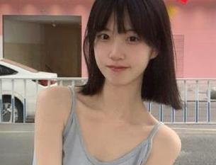 黑料社官网，分享你的瓜，让吃瓜也能一鸣惊人。