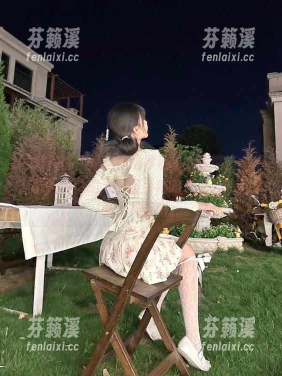 黑料社 用黑料社的导航,我也能当个把料都给买断的人,但蛋疼的是推送的全是熟人八卦啊。