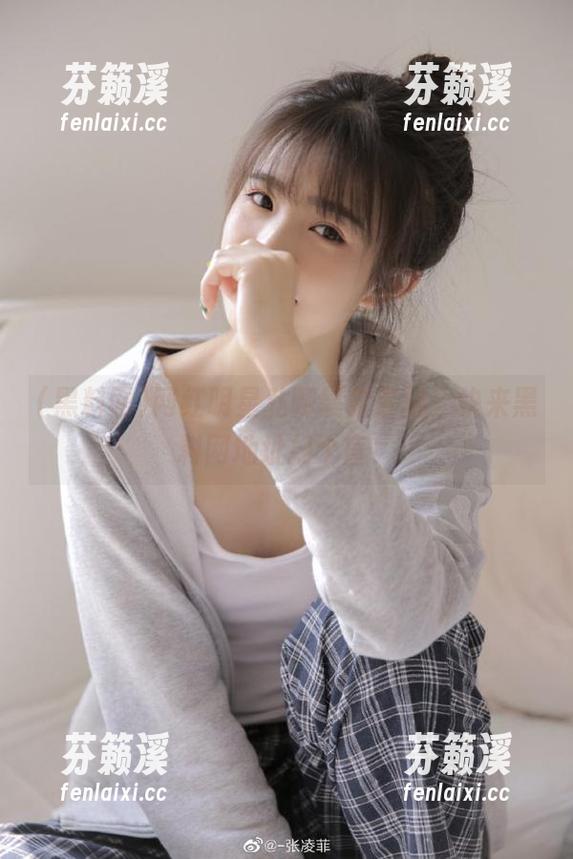 黑料网 网红明星私聊暴露玄机,快来黑料网地址扫个盲!