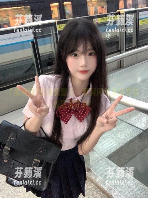 黑料网 在线嗨翻天,黑料网苹果版带你瓜田里狂欢!